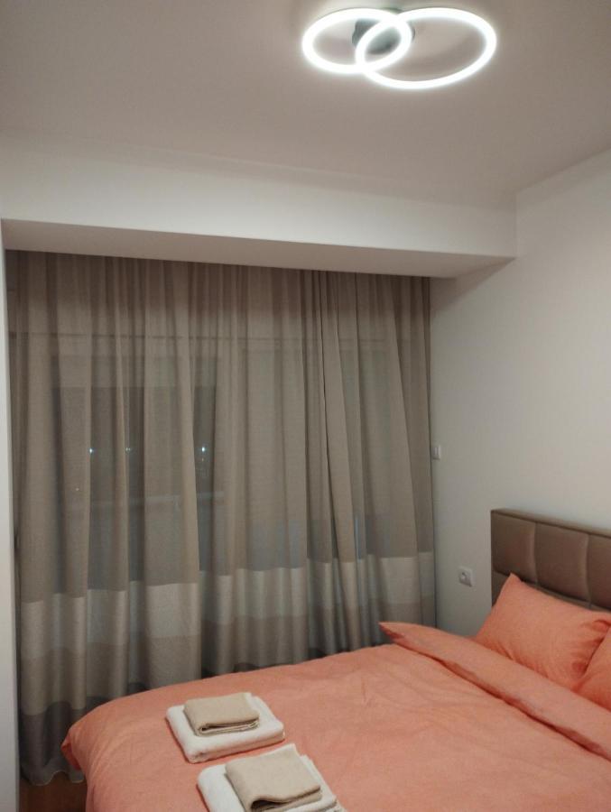 South Side Apartment ポドゴリツァ エクステリア 写真